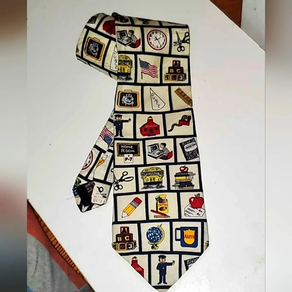 HANDMADE 100% SILK EDUCATIONAL NECKTIE Graphic American School History Design